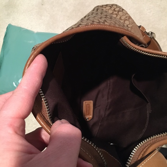 Coach signature shoulder hobo bag - Picture 4 of 5